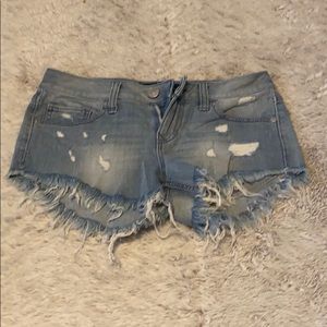 Express cutoff shorts